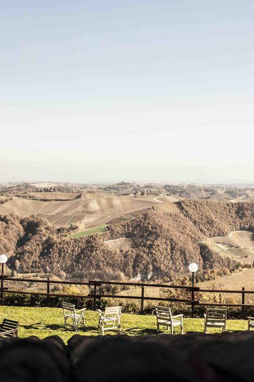 Azienda Agrituristica Alcastle Montabone Kültér fotó