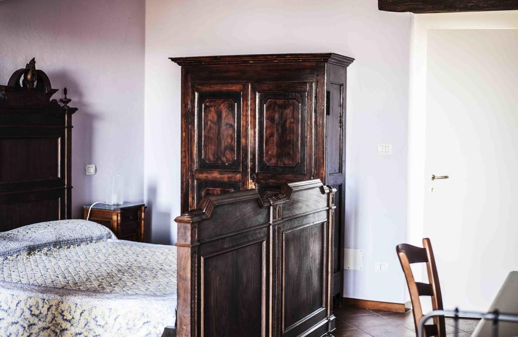 Azienda Agrituristica Alcastle Montabone Kültér fotó