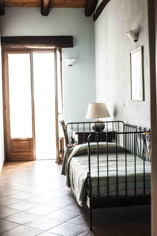 Azienda Agrituristica Alcastle Montabone Kültér fotó