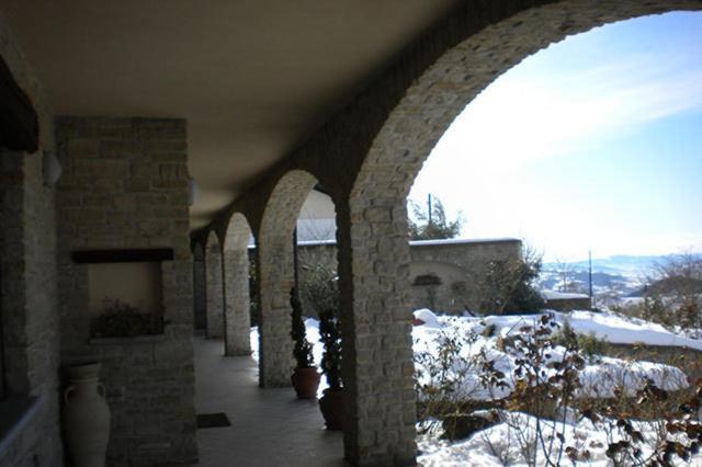 Azienda Agrituristica Alcastle Montabone Kültér fotó